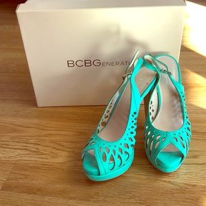 BCBG Sling back heels